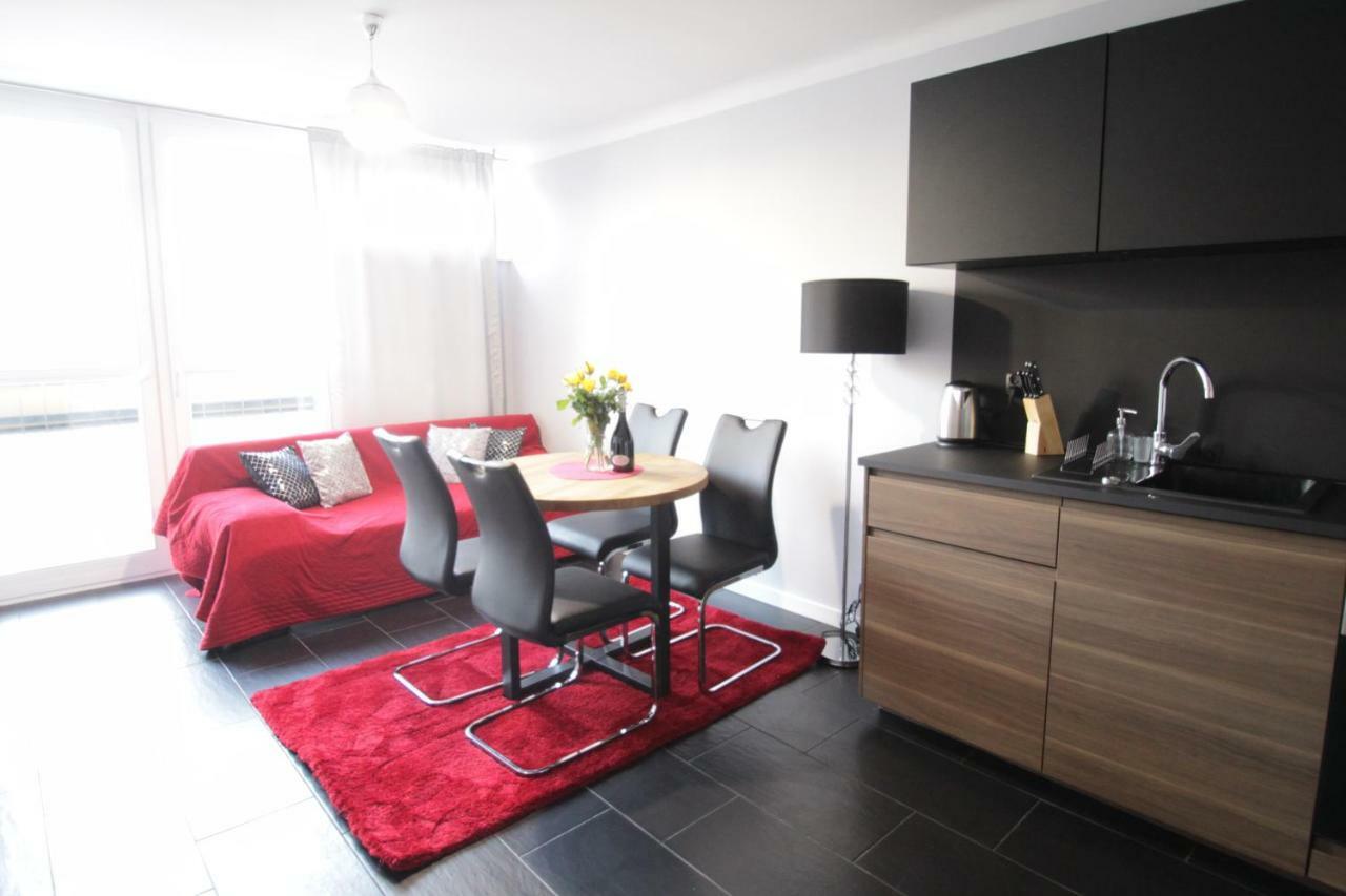 Fantastyczny Apartament Krolewska Warschau Buitenkant foto