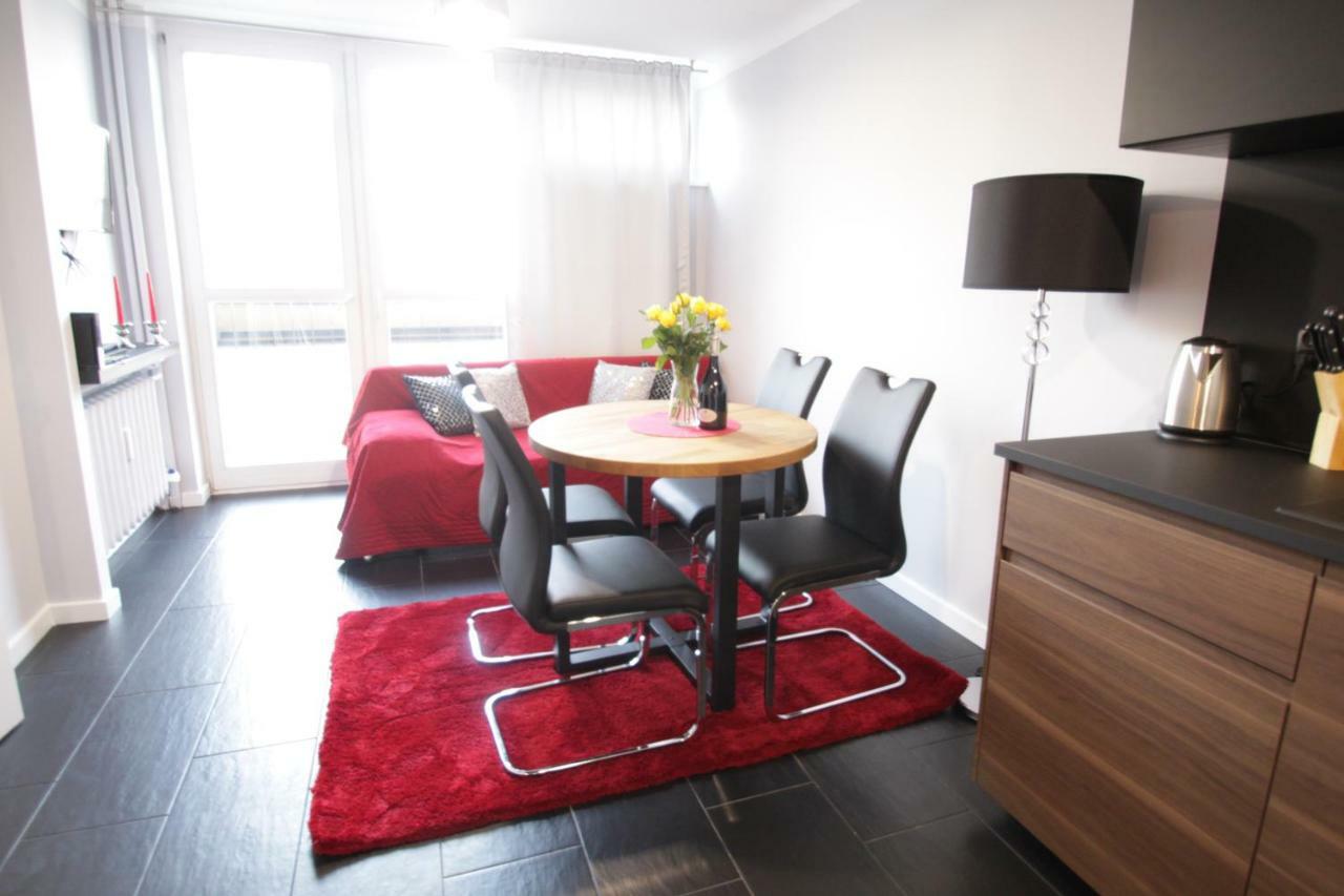 Fantastyczny Apartament Krolewska Warschau Buitenkant foto