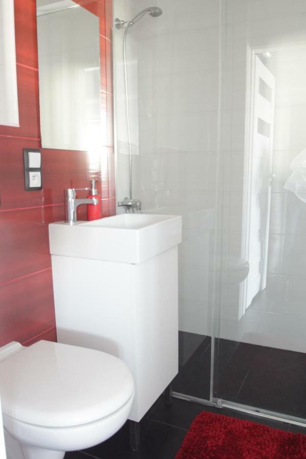 Fantastyczny Apartament Krolewska Warschau Buitenkant foto